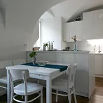 3 Bridges App Apartment