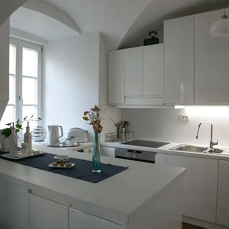 3 Bridges App Apartment *